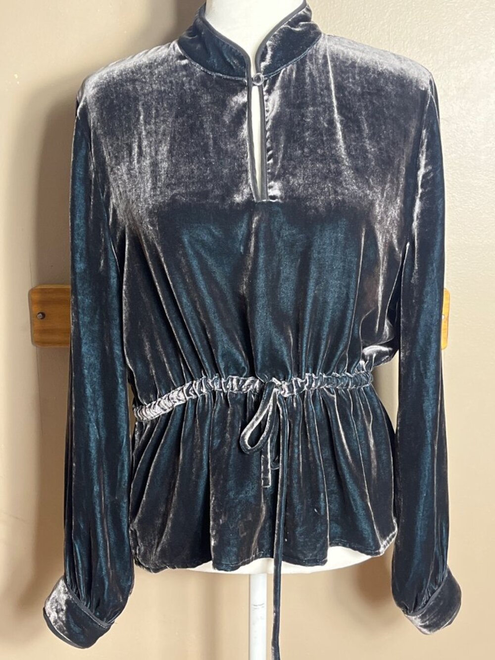 Whimsigoth Dark Feminine Top Witchy Silk Velvet Margret Oleary Luxury Layer Wm M - Picture 6 of 11